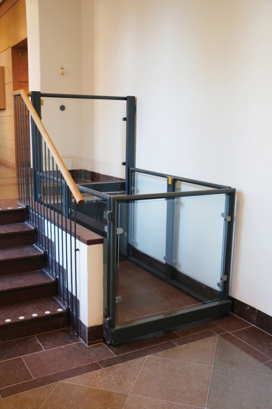 Hertfordshire Lifts