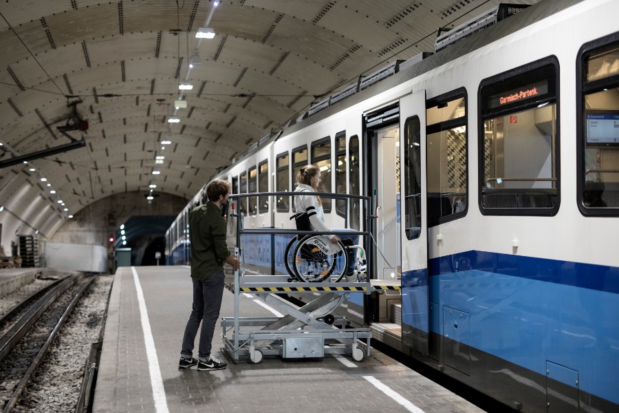 LP11 Stepless by Guldman Lift